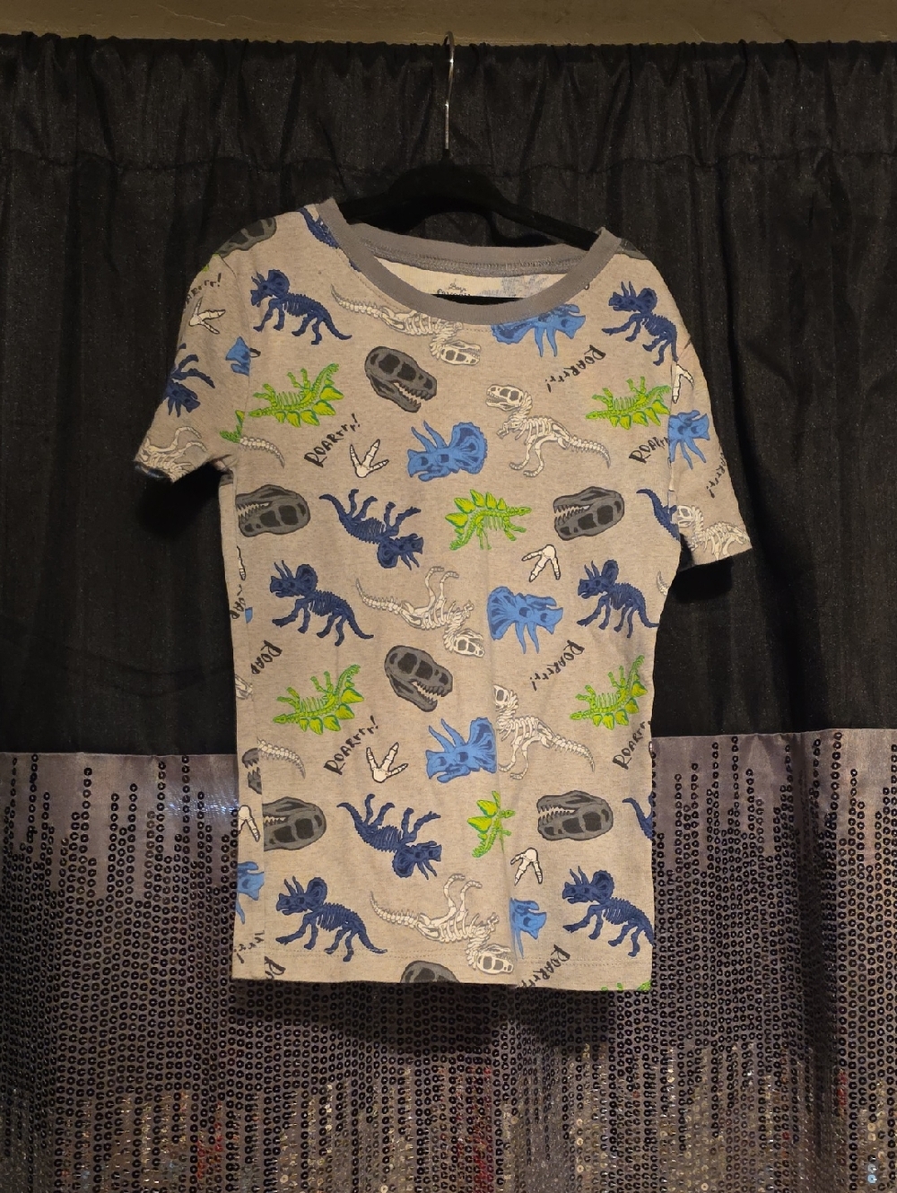 Kids Gray Dinosaur Short Sleeve Pajama Top - Blue & Green Dino Print